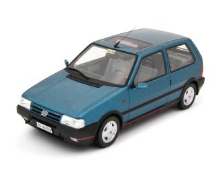 Fiat Uno Turbo i.e. 1.4 1990 BLU DELPHY Laudoracing 1:18 Resinemodell (Türen, Motorhaube... nicht zu öffnen!)